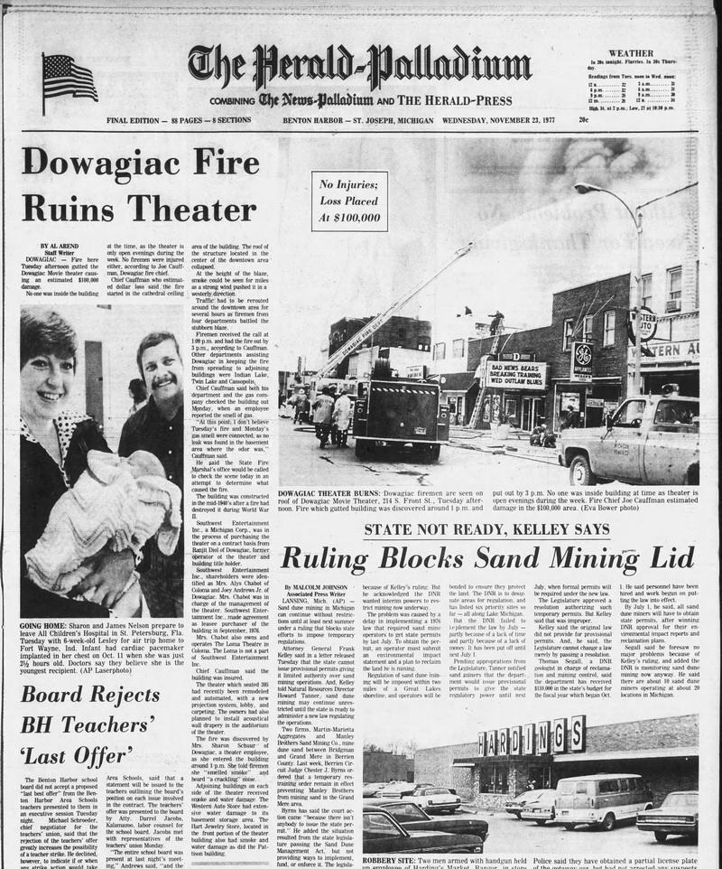 Dowagiac Theatre - NOV 23 1977